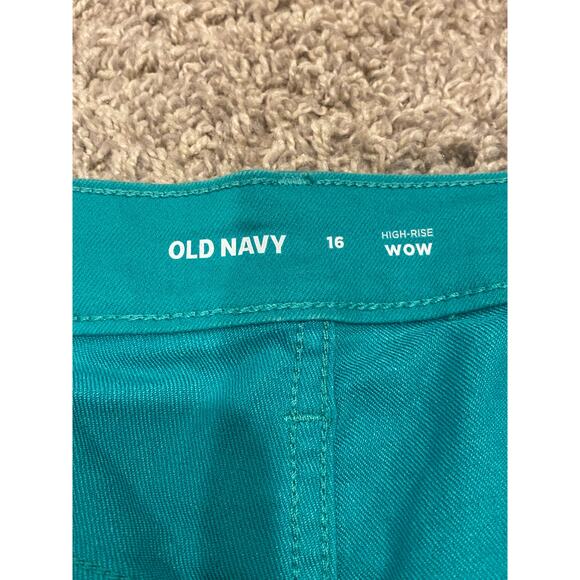 Emerald Old Navy Shorts - Picture 1 of 5